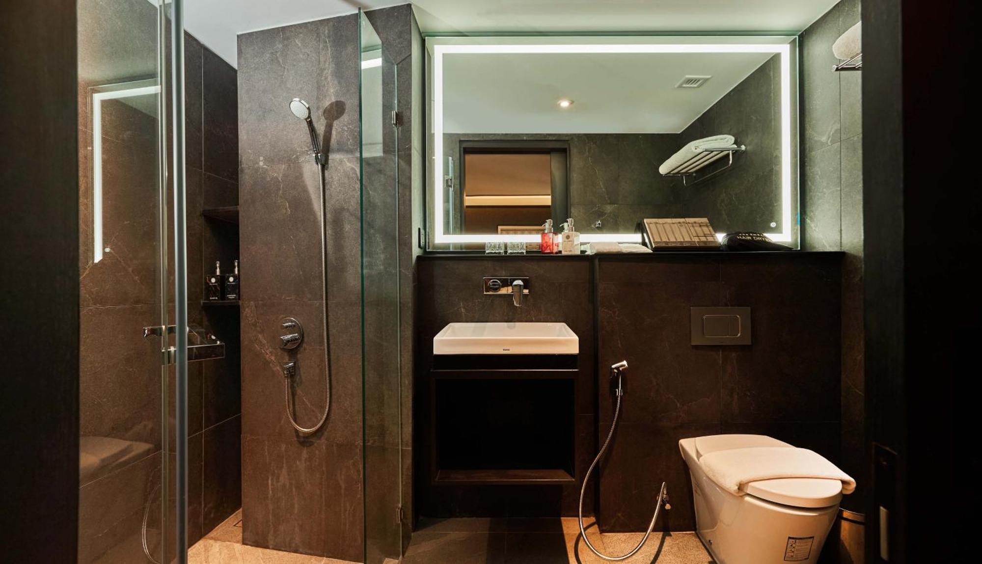 The Gravitique Hotel Khaosan بانكوك المظهر الخارجي الصورة