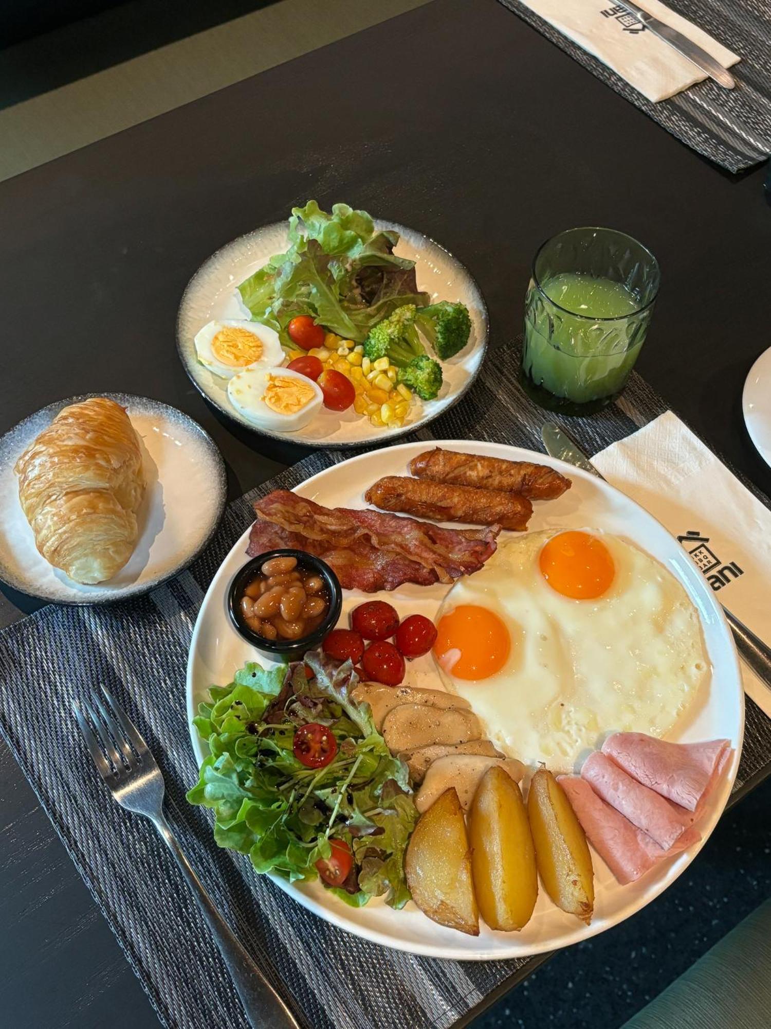 The Gravitique Hotel Khaosan بانكوك المظهر الخارجي الصورة